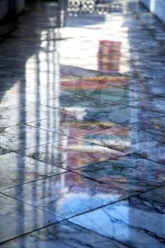 in    asia  bangkok   thailand abstract   pavement cross stone step   the    temple  reflex