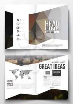 Set of business templates for brochure, magazine, flyer, booklet or annual report. Polygonal background, blurred image, urban landscape, modern triangular texture.
