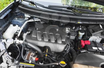 Modern suv car undersquare engine under oped hood