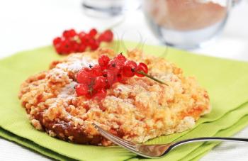 Fruit filled breakfast pastry with crumb topping