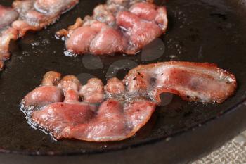 Pan roasted rashers of bacon - detail