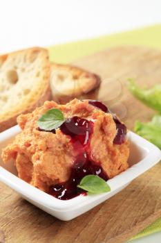 Vegetable spread with cranberry sauce 