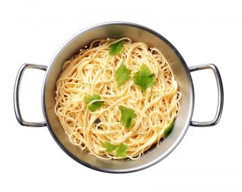 Cooked spaghetti in a colander