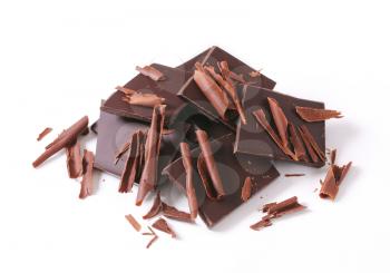Dark chocolate pieces and shavings