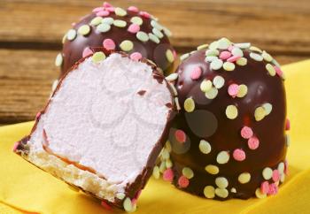 Chocolate-coated marshmallows with confetti sprinkles