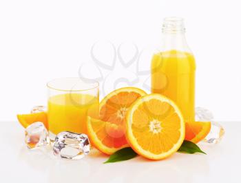 Fresh orange juice and ice