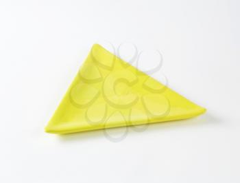 Small plain yellow triangle plate - great fot appetizers and entree dishes