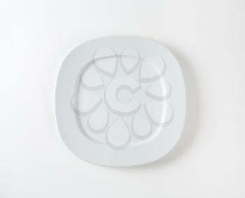 Flat square plate with wide rim