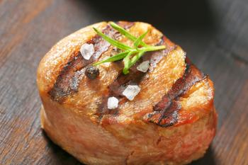 detail of grilled pork medallion with spice