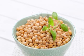 bowl of raw chickpeas - close up