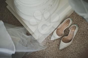 Photo of brides shoes before the party.