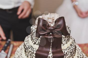 Cake with brown patterns.