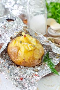 baked potato in foil