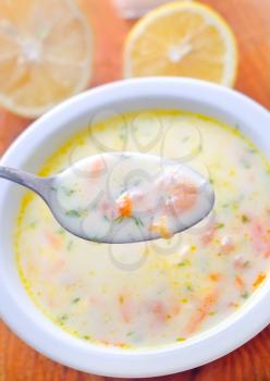 Fresh soup with shrimps and white sauce