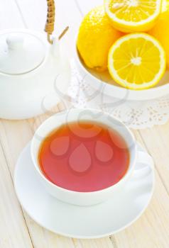 Tea with lemons