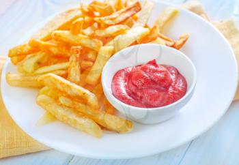 potato fries with sauce