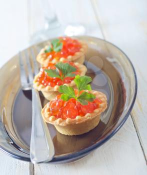 tartalets with caviar