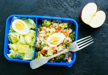 diet food in lunch box, fresh dinner food