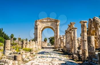 Arch of Hadrian at the Al-Bass Tyre necropolis. UNESCO world heritage in Lebanon