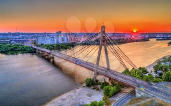 The Moskow Bridge across the Dnieper river in Kiev, Ukraine