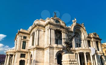 The Palacio de Bellas Artes, Palace of Fine Arts in Mexico City