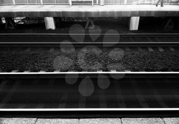 Horizontal black and white railway background hd