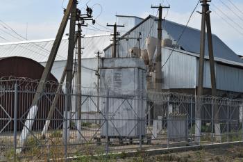 Auxiliary equipment for drying a grain plant. Electrical transformers.