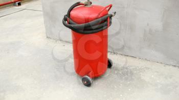 Fire extinguisher. Equipment for extinguishing the flame.