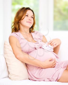 Image of pregnant happy woman