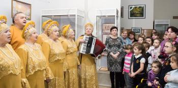 Choir Inspiration trade union veterans cell KNPP in folk costumes. 6 February 2015. Udomlya City, Russia.