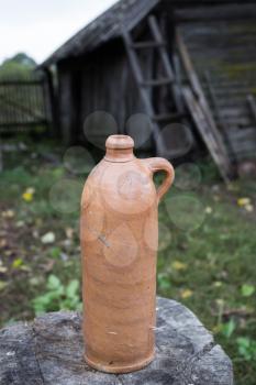Vintage German ceramic bottle of mineral water with the word Ludwigsbrunnen, Grossherzogtum Hessen.
