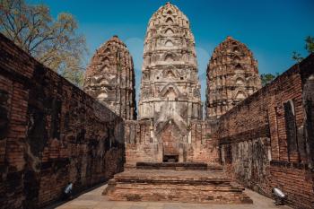Wat Si Sawai, is one of a handful of Khmer-era monuments that still stand in Sukhothai. When it was constructed in the late 12th or early 13th centuries it likely served as a Hindu temple.