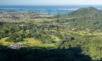 Aerial view of the landscape to the ocean from the Nu'uanu Pali lookout in Oahu