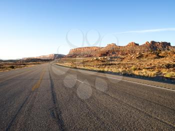 Nature National Park, Utah. The landscape and rocks. Roads and propinki Park, Utah.