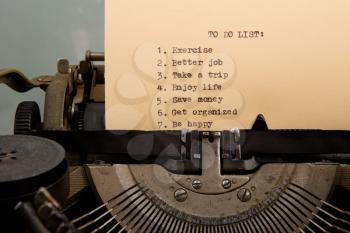 To do list typed on the vintage typewriter 