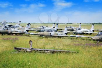 old military fighter jet airplanes graveyard
