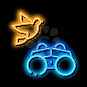 Binocular For Watching Bird neon light sign vector. Glowing bright icon Equipment For Watch Flying Bird In Nature, Ornithology Tool sign. transparent symbol illustration
