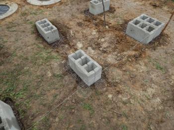 Concreting foundation blocks, cinder, concrete work