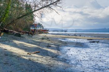 A view of the pier at Dash Point, Washington with the tide out.