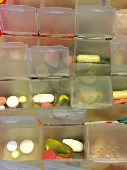 pill organizer medicine vitamins capsules round pills all colors
