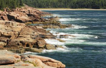 Otter cliffs and Atlantic oceans in Acadia national park, Maine, USA